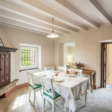 Holiday home Casa Gelsomina Gardone Riviera